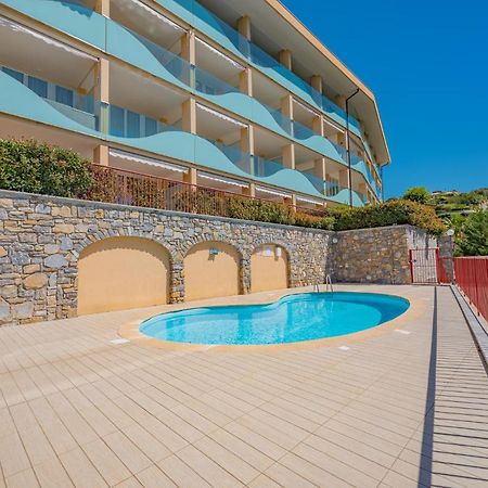 ולקרוסיה Appartamento Incantevole Con Piscina מראה חיצוני תמונה