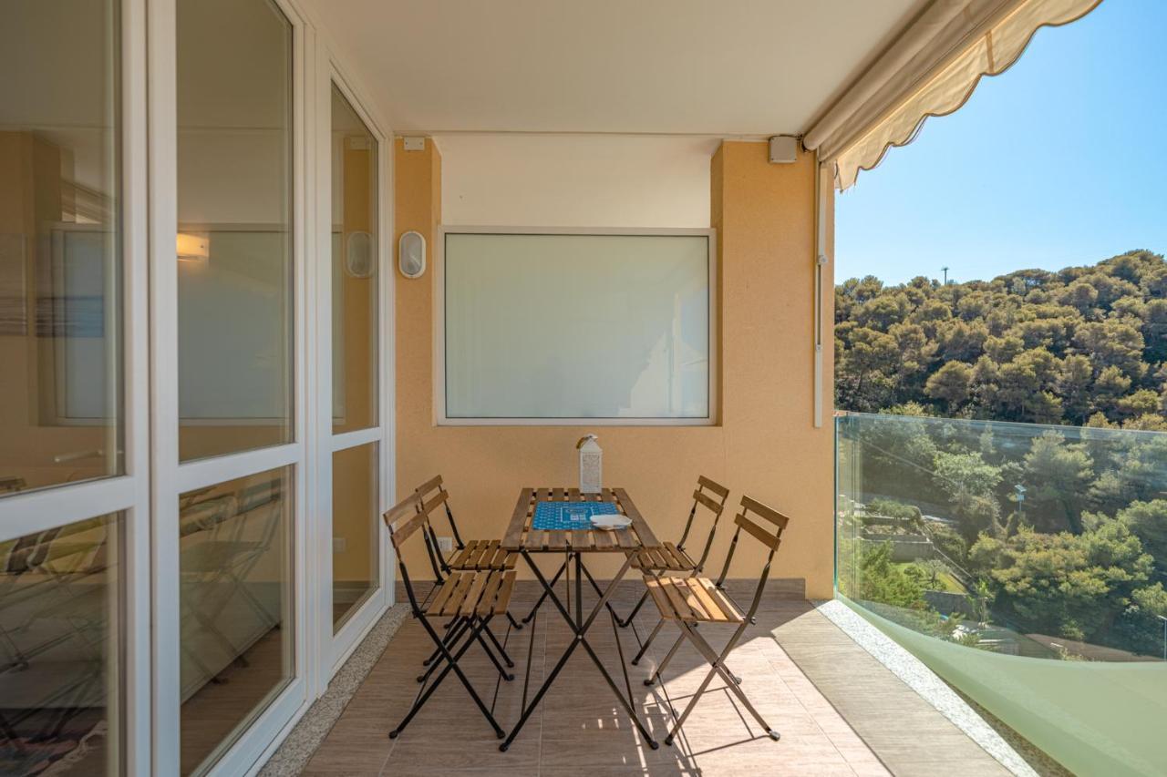 ולקרוסיה Appartamento Incantevole Con Piscina מראה חיצוני תמונה