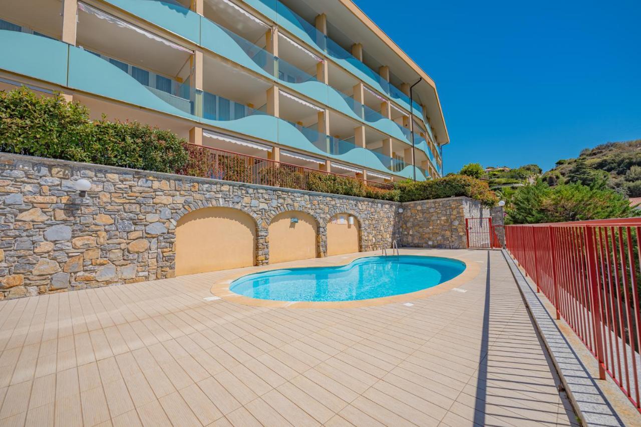ולקרוסיה Appartamento Incantevole Con Piscina מראה חיצוני תמונה