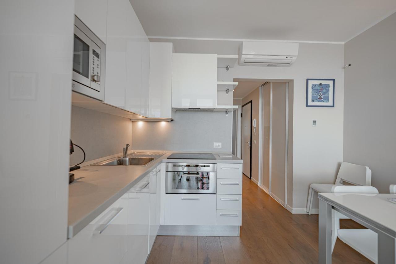 ולקרוסיה Appartamento Incantevole Con Piscina מראה חיצוני תמונה